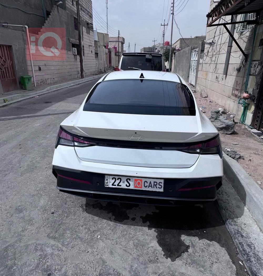 هيونداي النترا